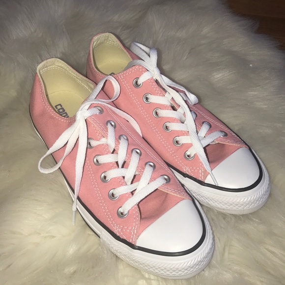 pink canvas converse